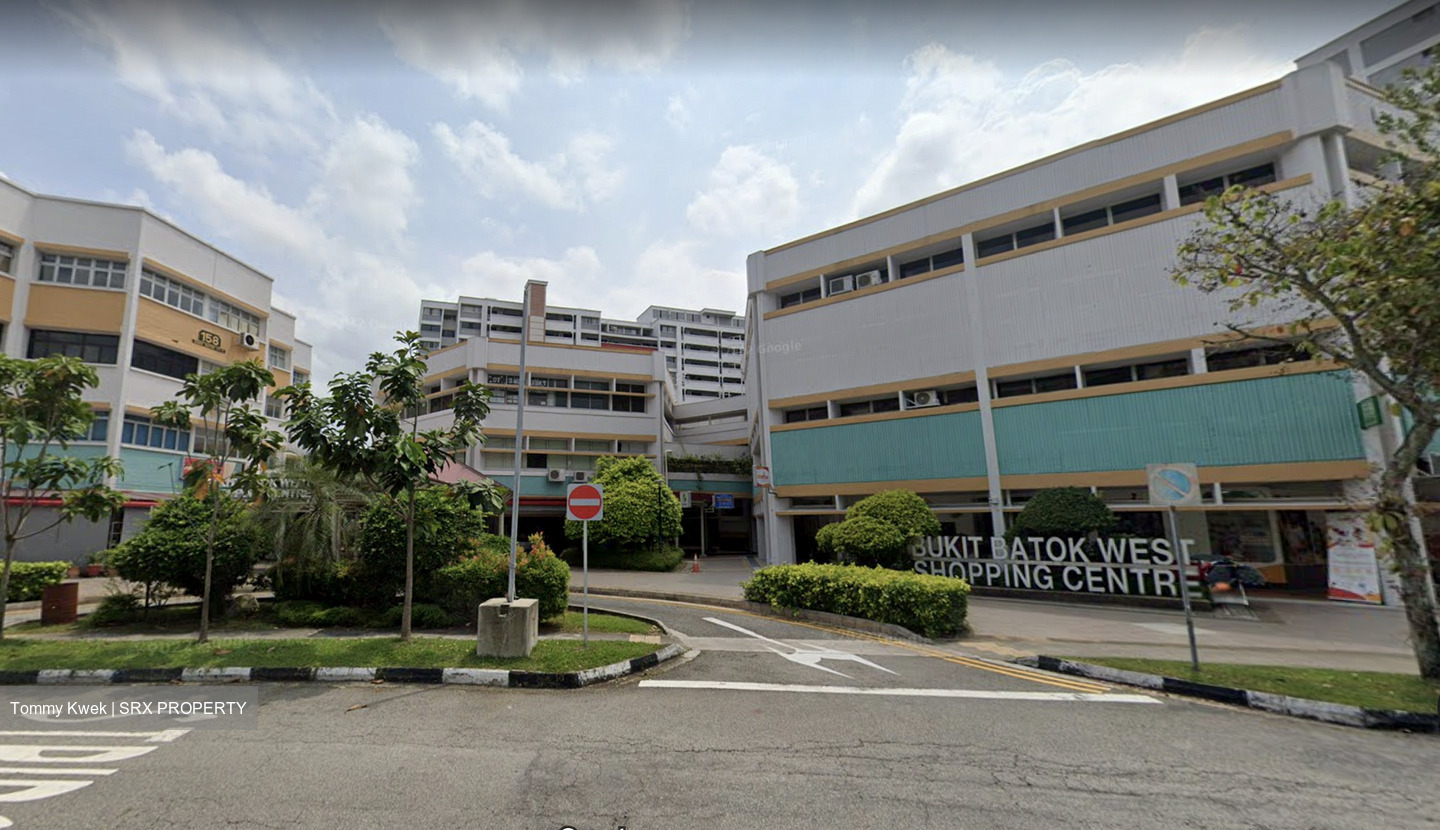 Bukit Batok Street 11 (D23), Shop House #517260531
